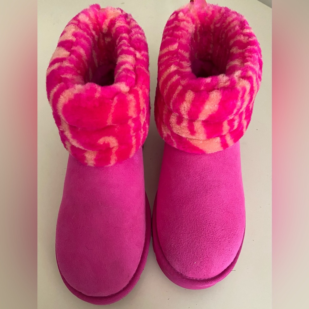 UGG W FLUFF MINI QUILTED PINK ZEBRA 7
